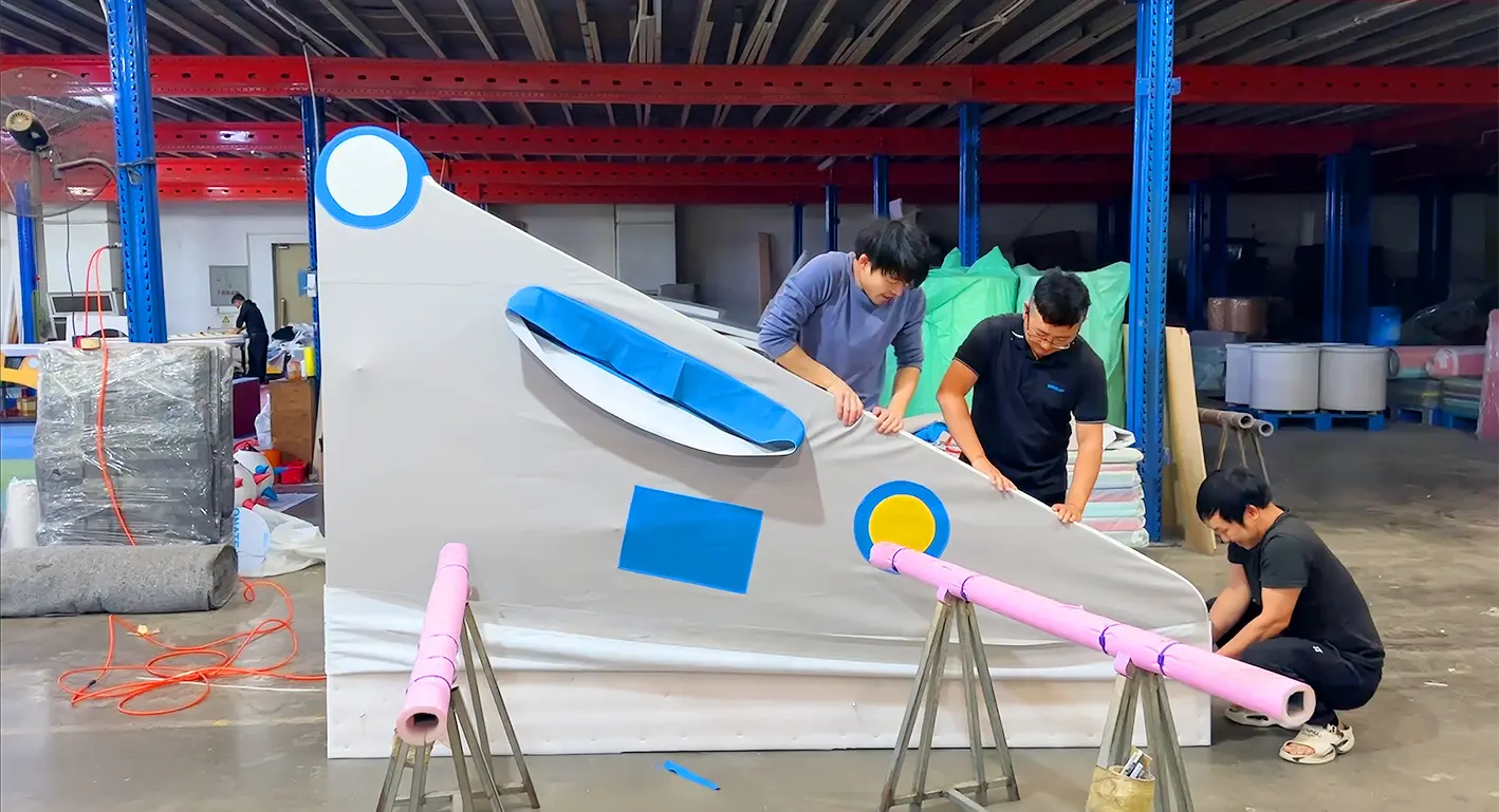 The goods for the Ugandan customers are currently being produced in the Dirolep workshop