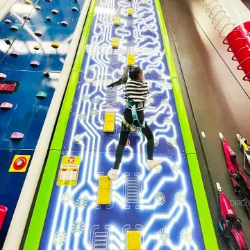 Climbing Wall Children's indoor Adventure Park with Air Coaster Rope Course Climbing Wall Ninja Course Kids' Amusing Play Area indoor playground equipment for kids