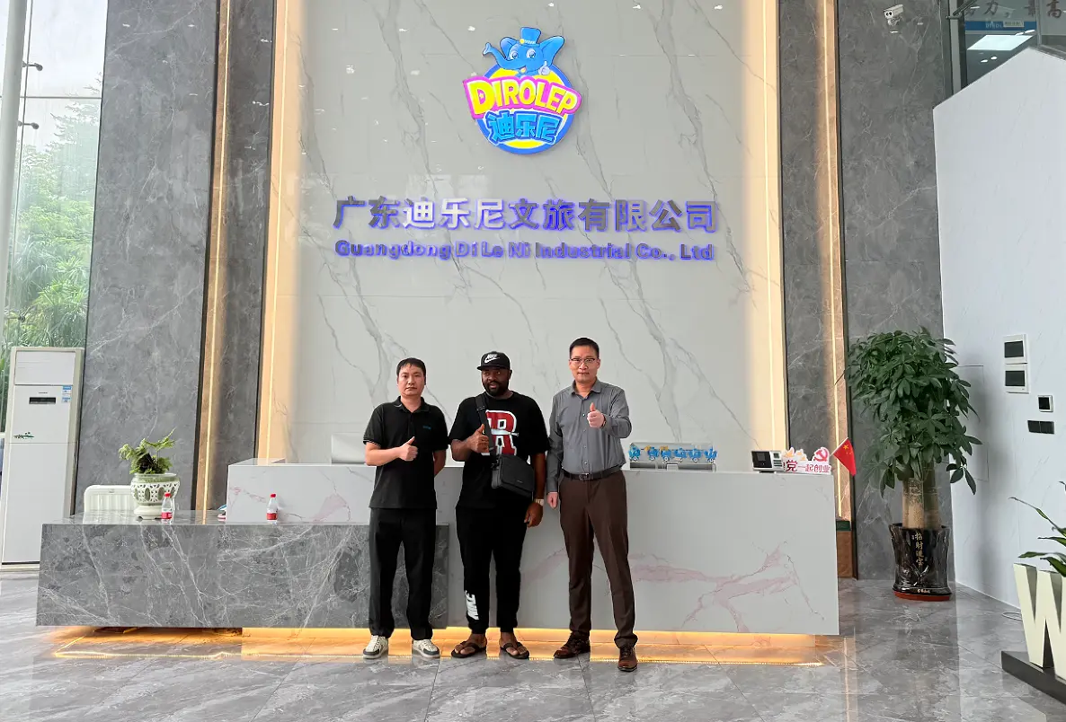 Clients from Cameroon came to Dirolep to inspect the factory of the children's amusement park equipment