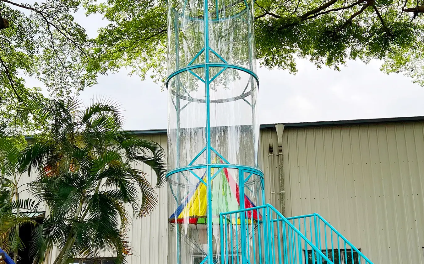 Dirolep Park discovers mysterious device?