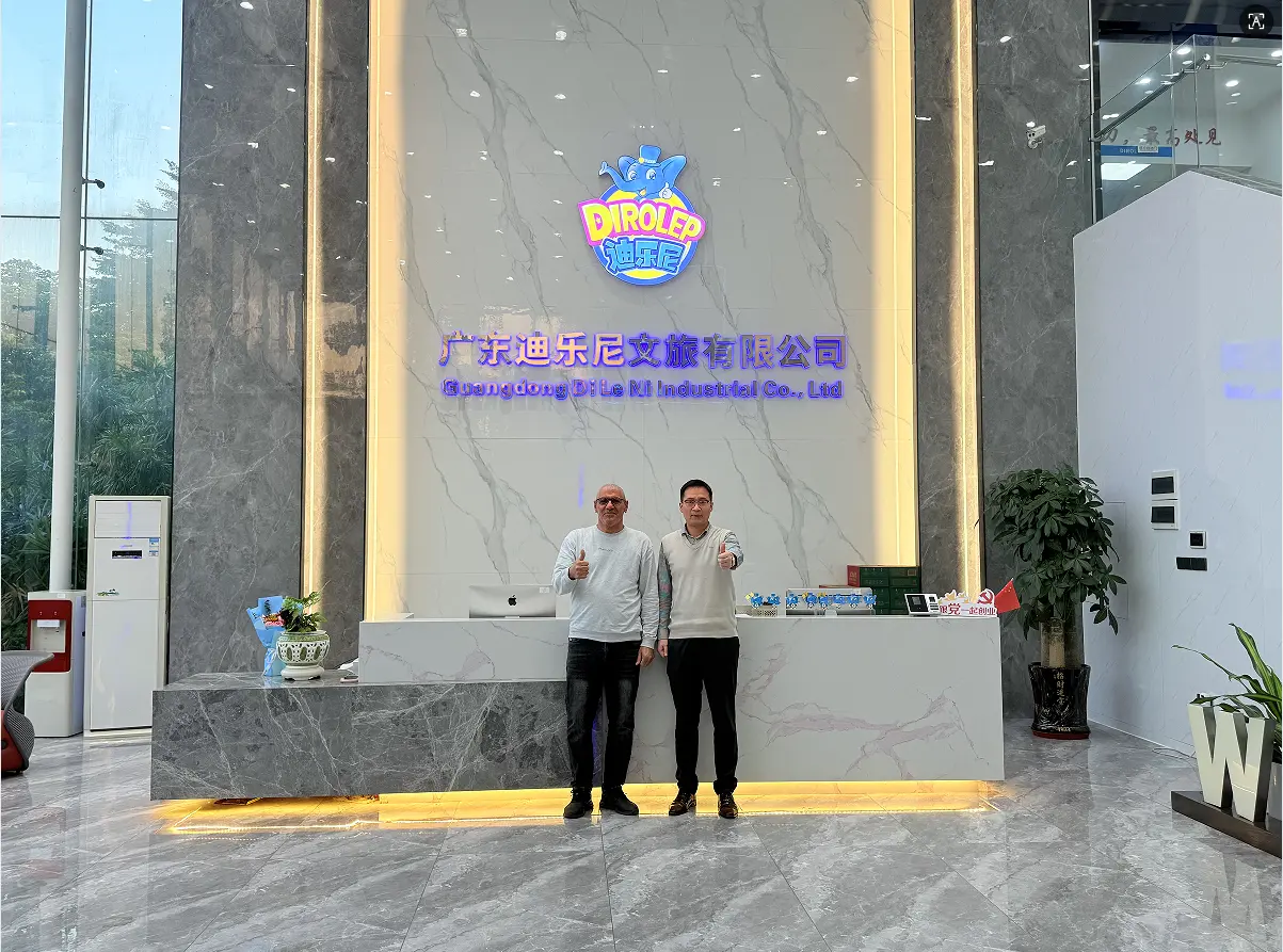 Welcome the Saudi Arabia clients come to visit Dirolep Park for Children Indoor Playground Project